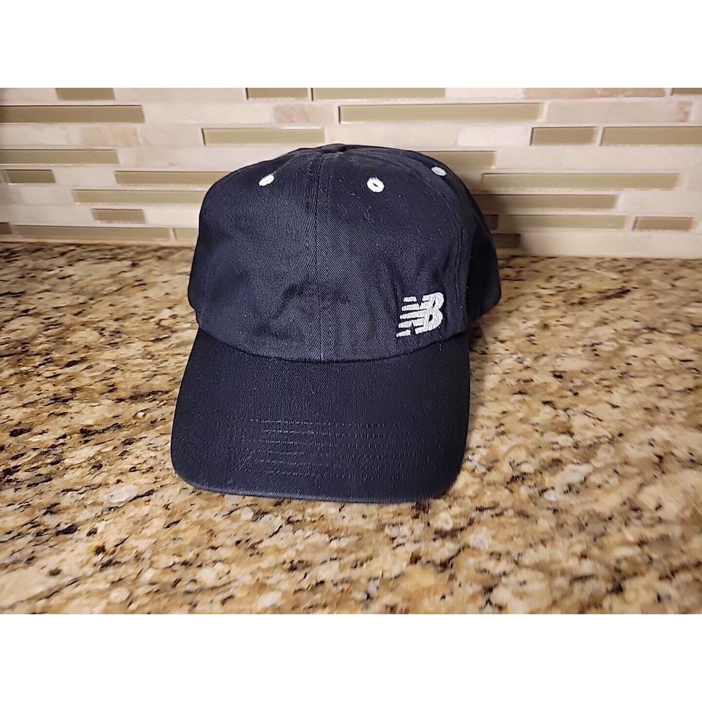 New Balance Golf Hat Cap StrapBack White Logo Adjustable Golf Black One Size